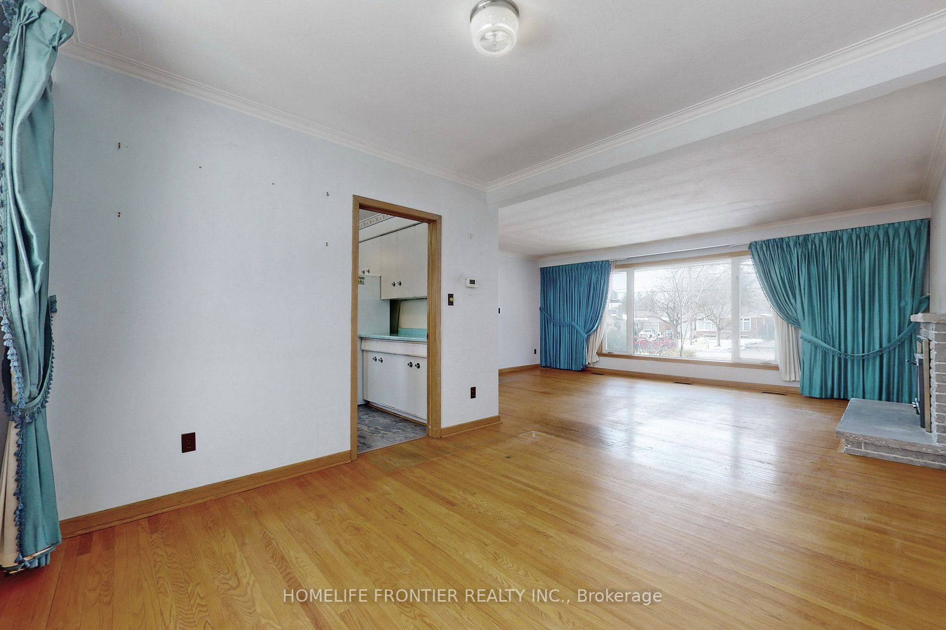 419 Martin Grove Rd