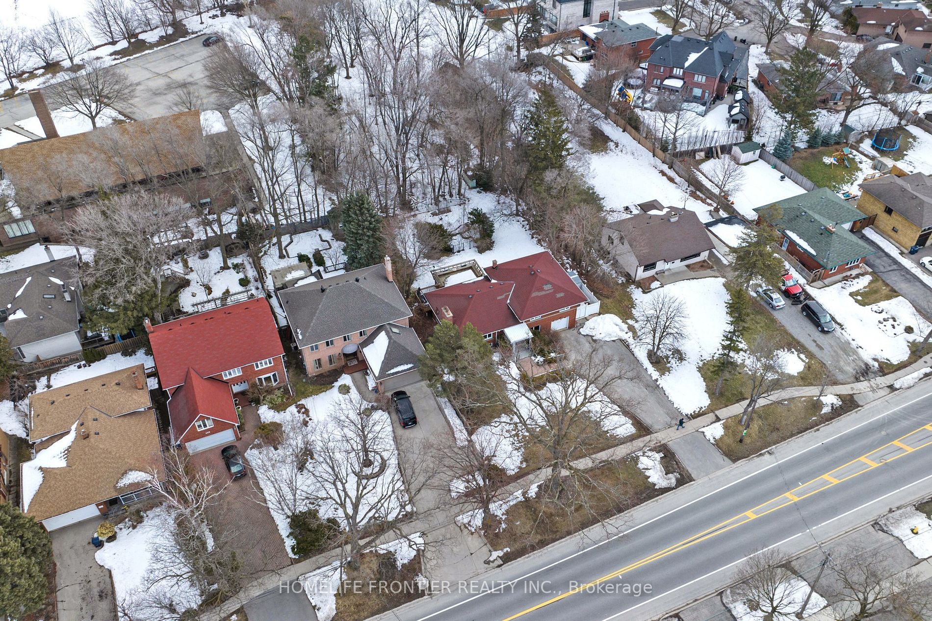 419 Martin Grove Rd
