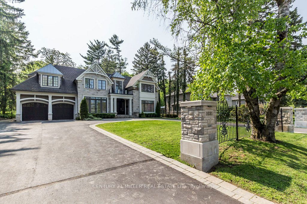 1031 Lakeshore Road W