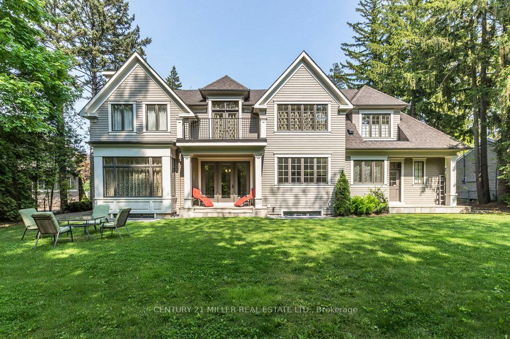 1031 Lakeshore Road W