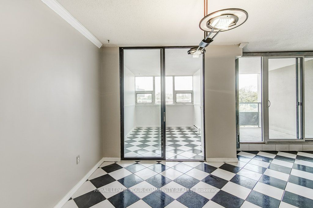 75 Emmett Ave, #602