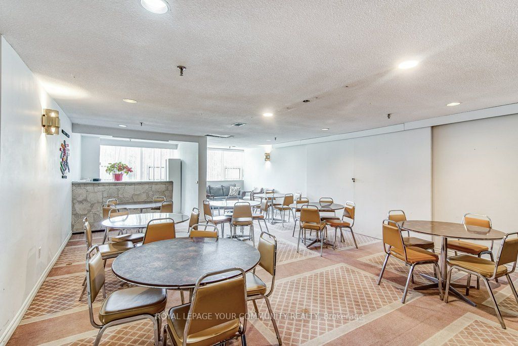 75 Emmett Ave, #602