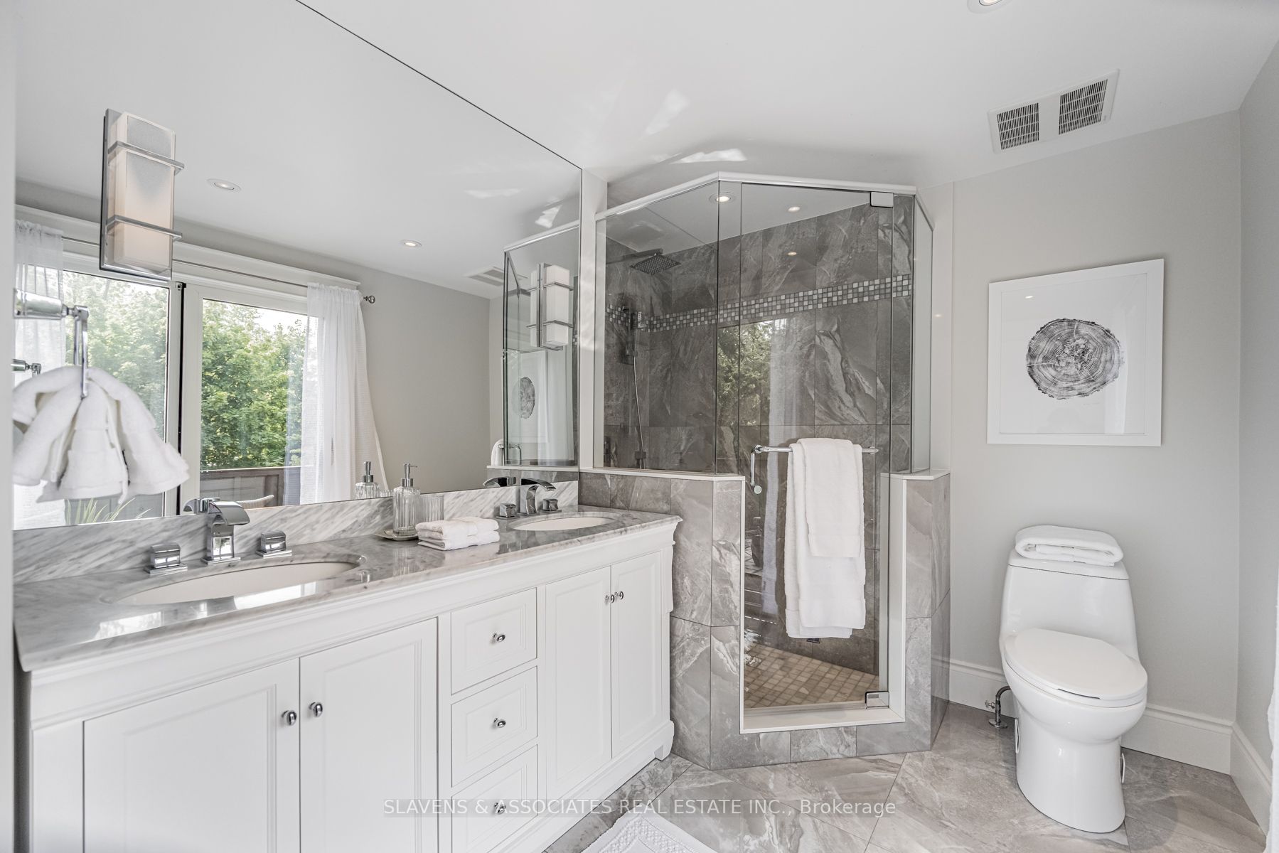 111 Mill St S