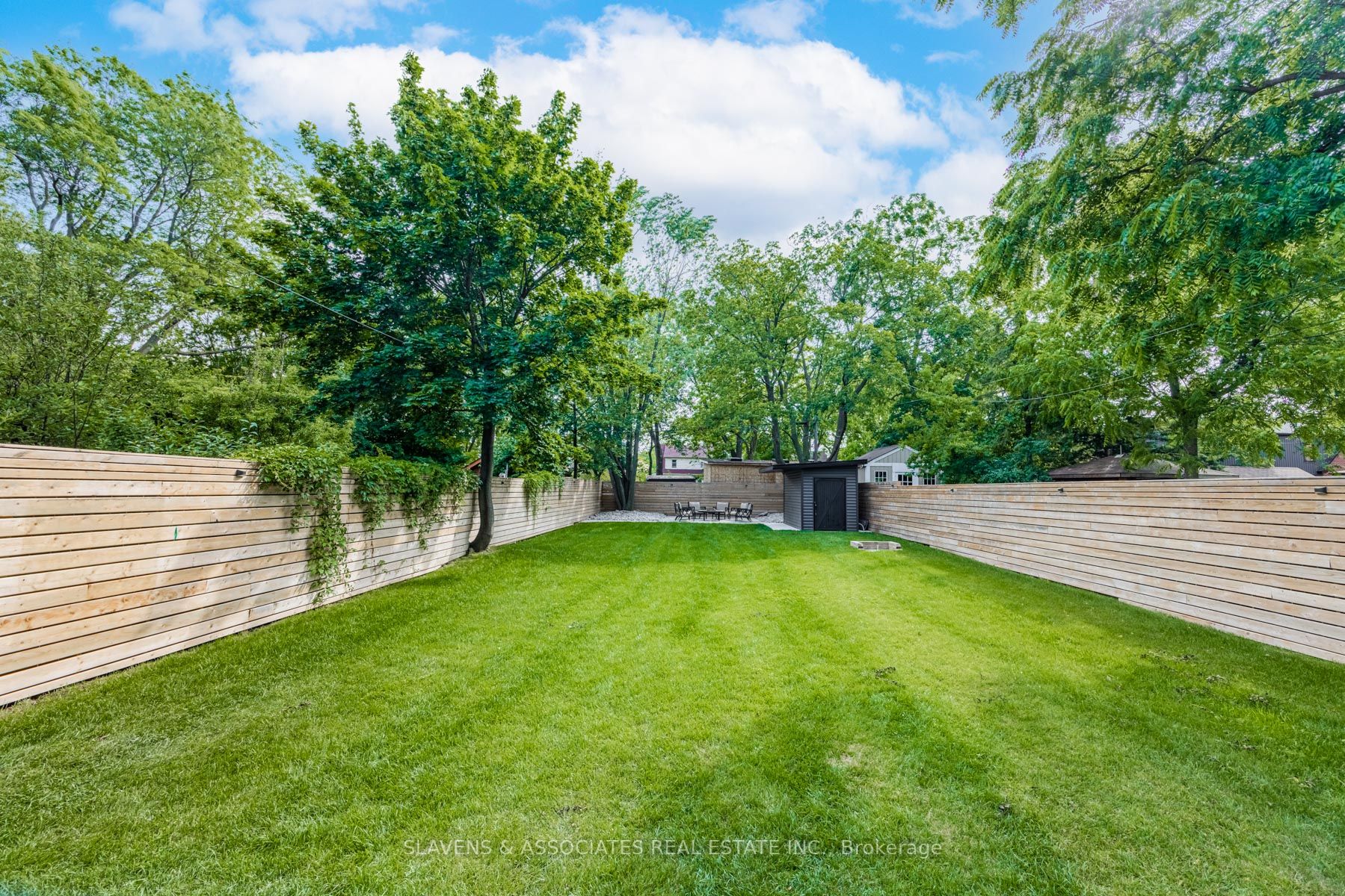 111 Mill St S