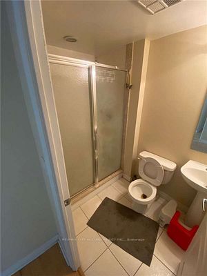 220 Burnhamthorpe Rd W, #2001