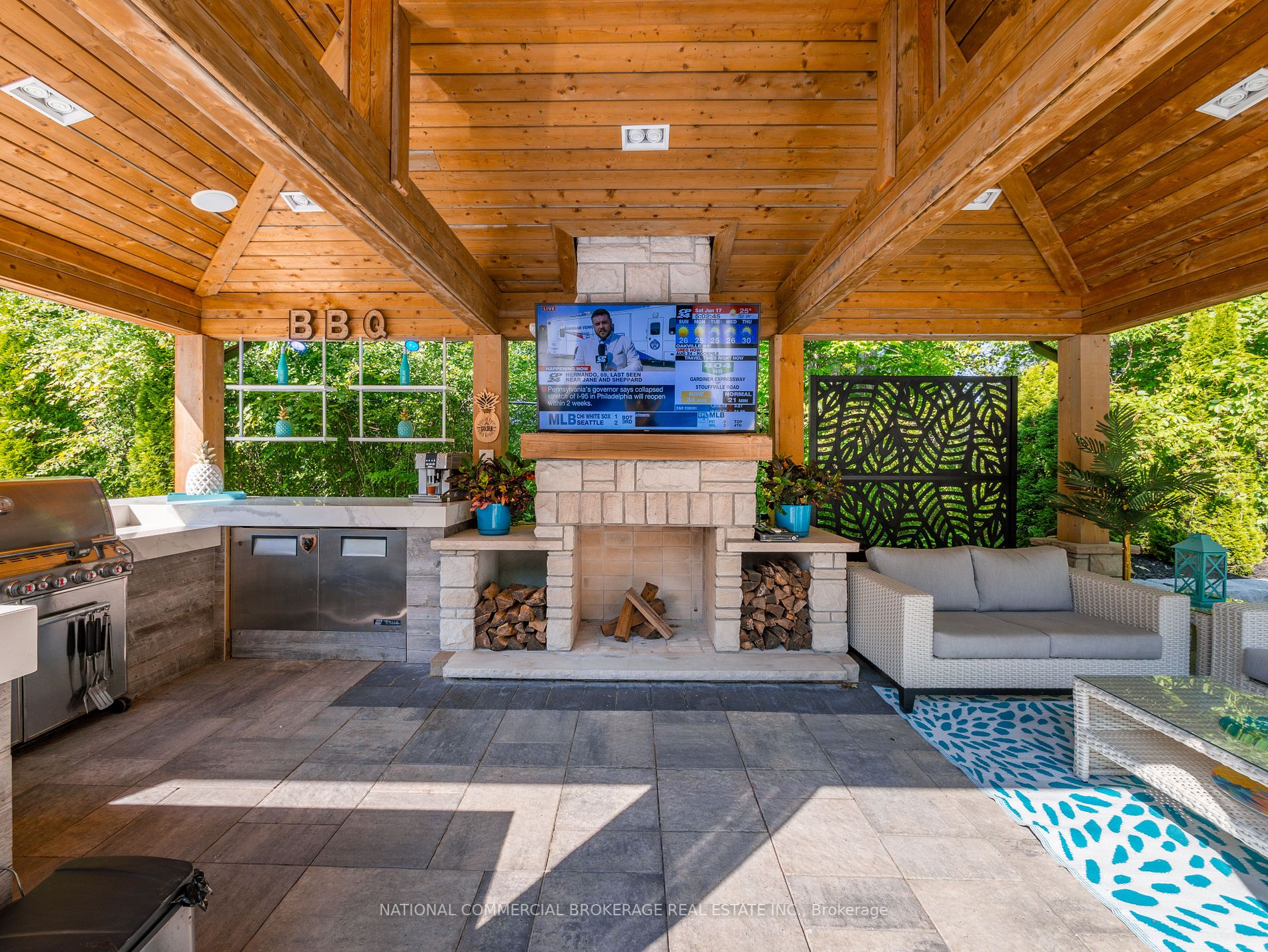 10088 Old Pine Crest Road