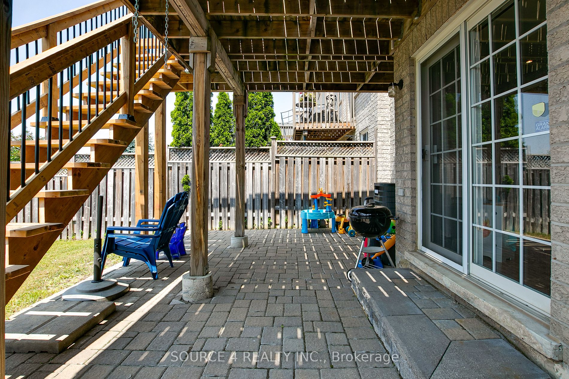 12 Spring Valley Crt