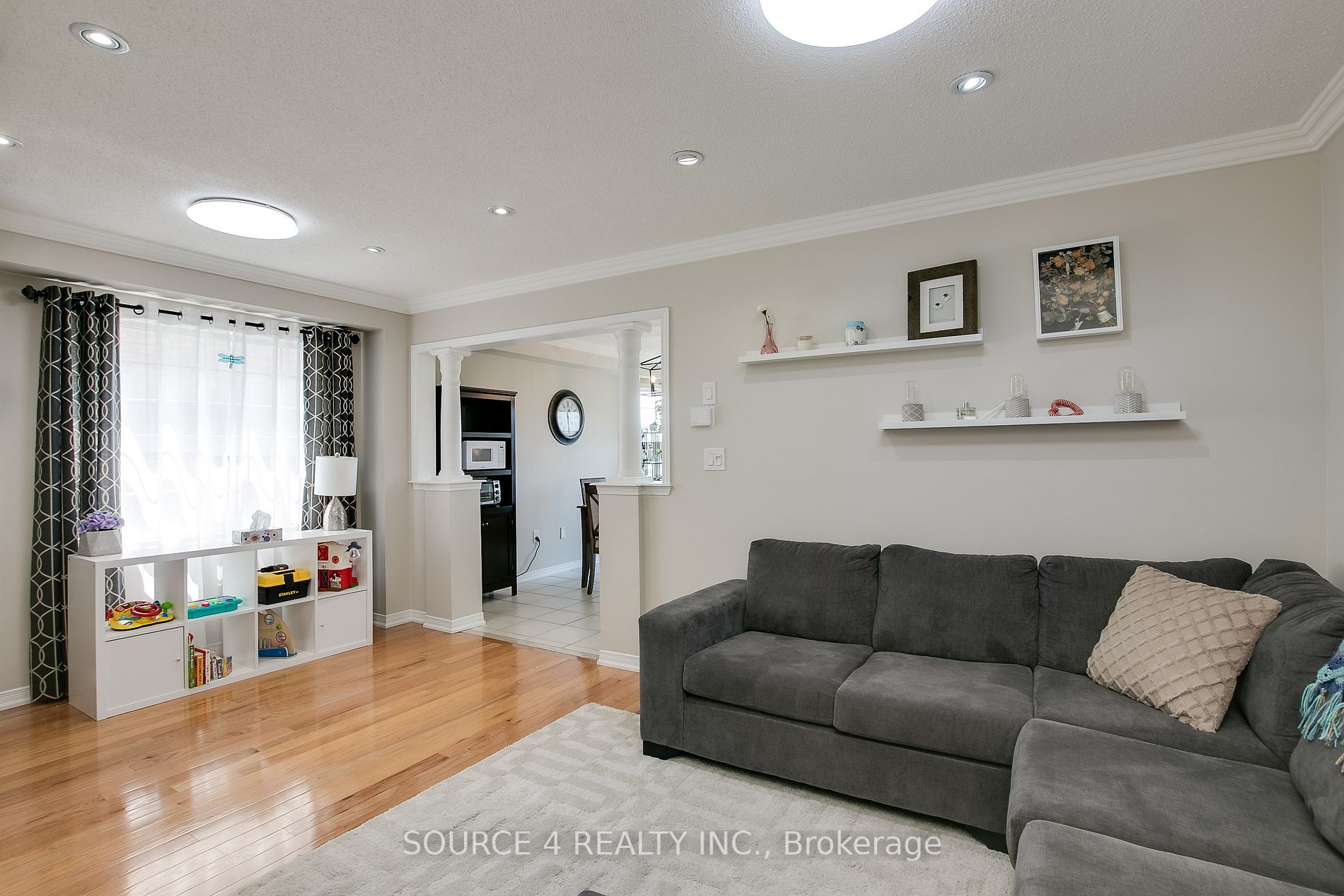 12 Spring Valley Crt