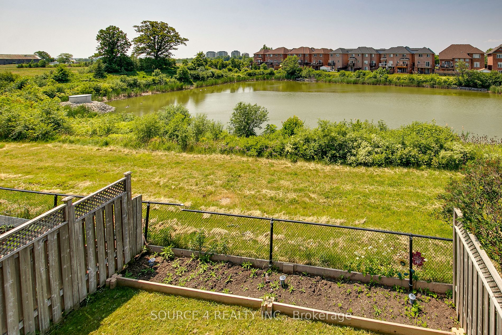 12 Spring Valley Crt