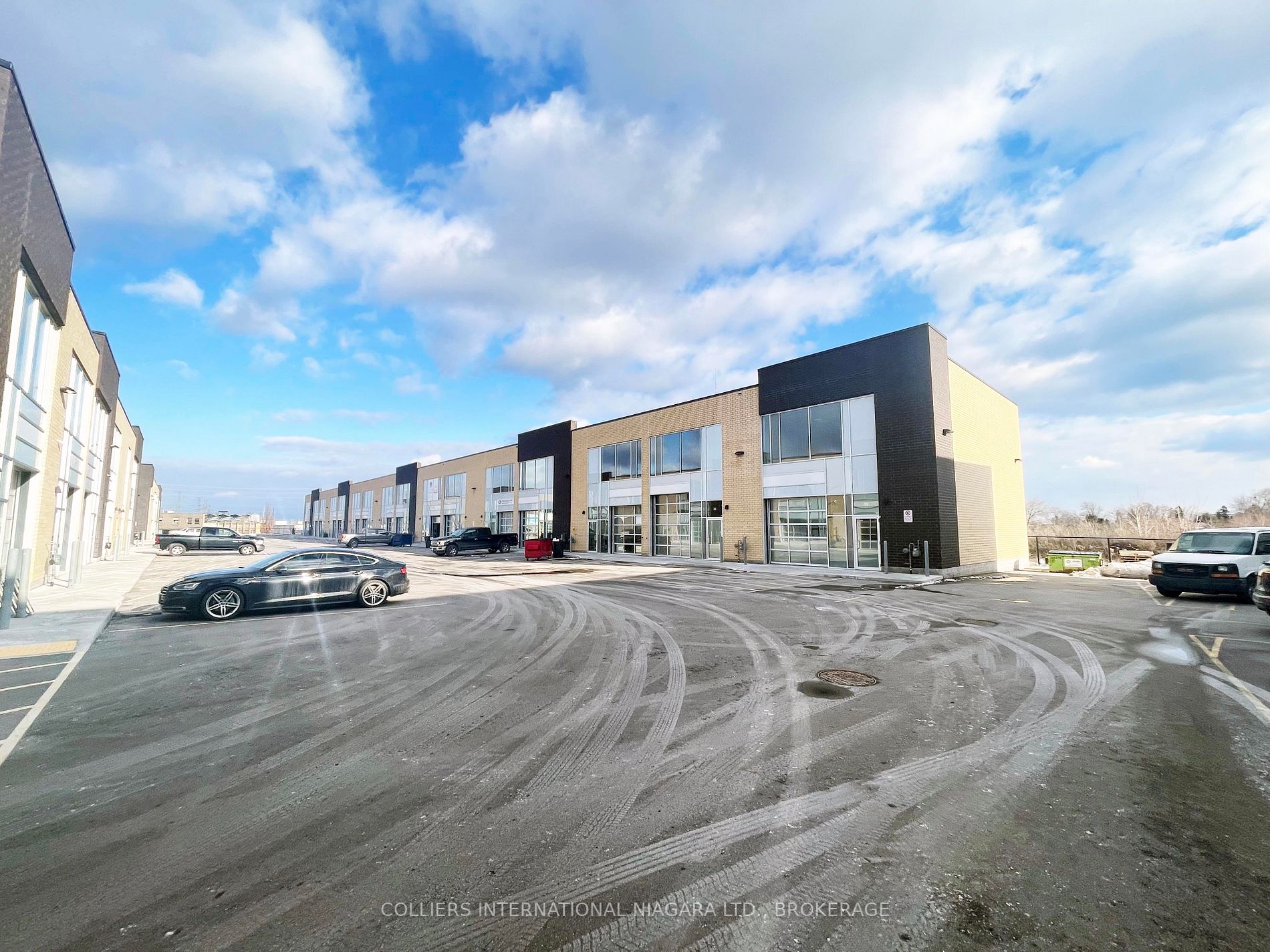 Listing W6182280 - Large Photo # 3