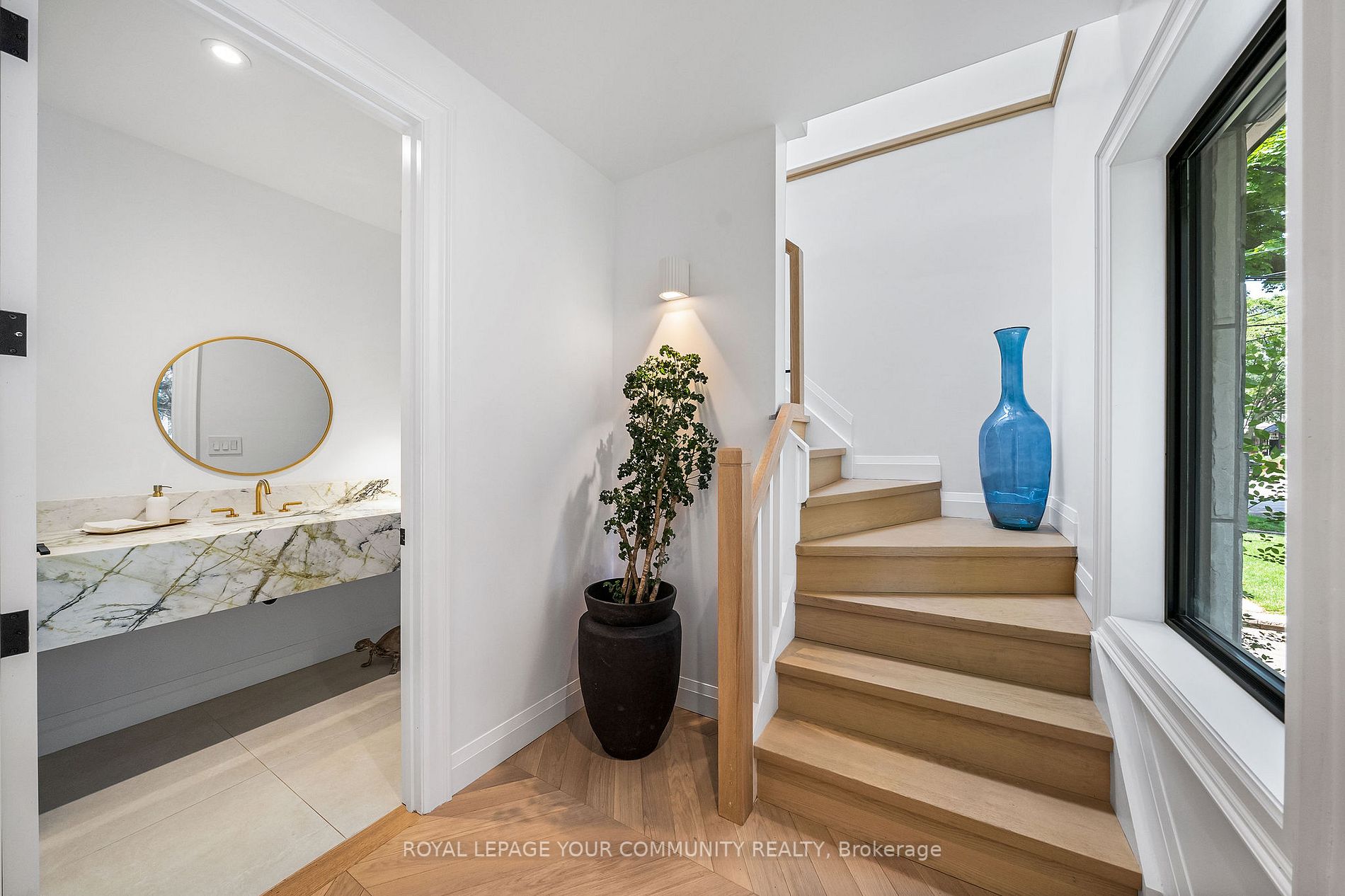 6 Westrose Ave