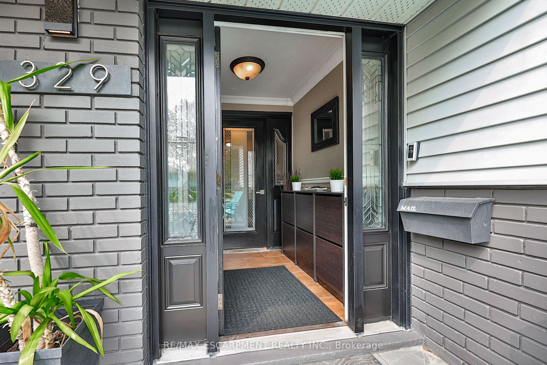 329 Erindale Dr