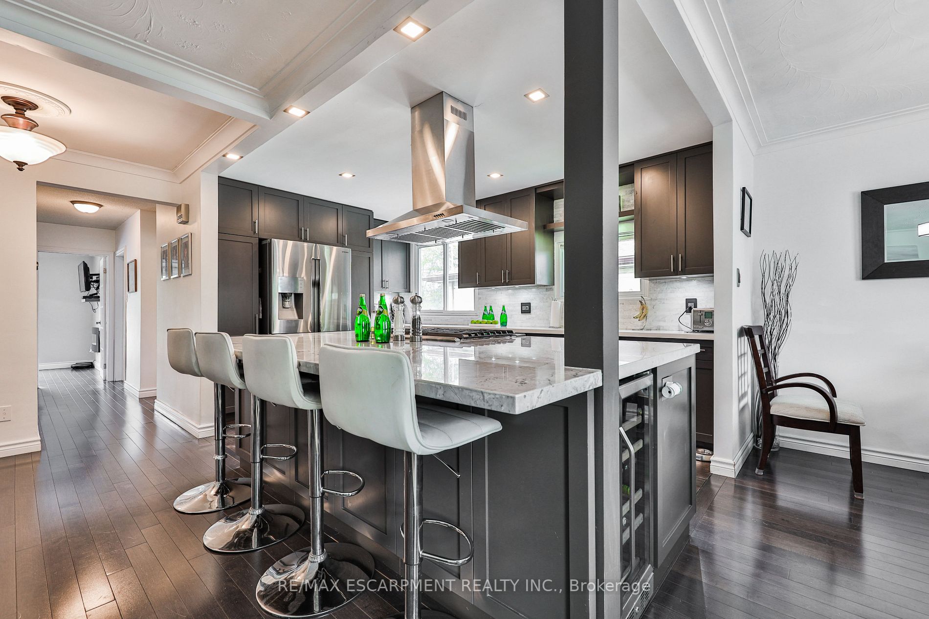 329 Erindale Dr