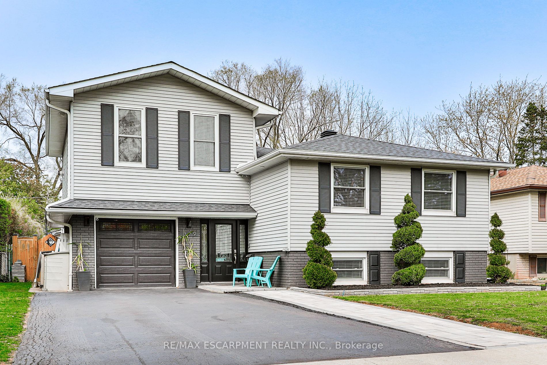 329 Erindale Dr