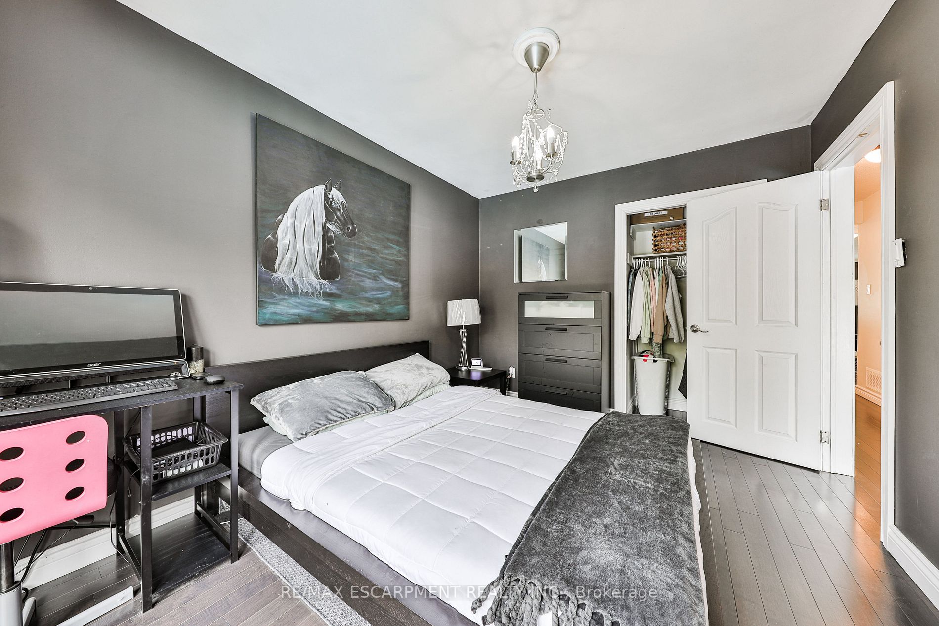 329 Erindale Dr