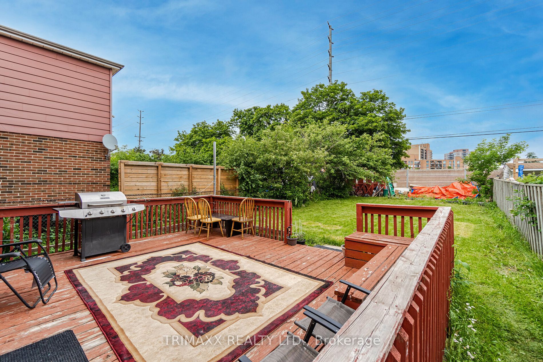 96 Banting Cres