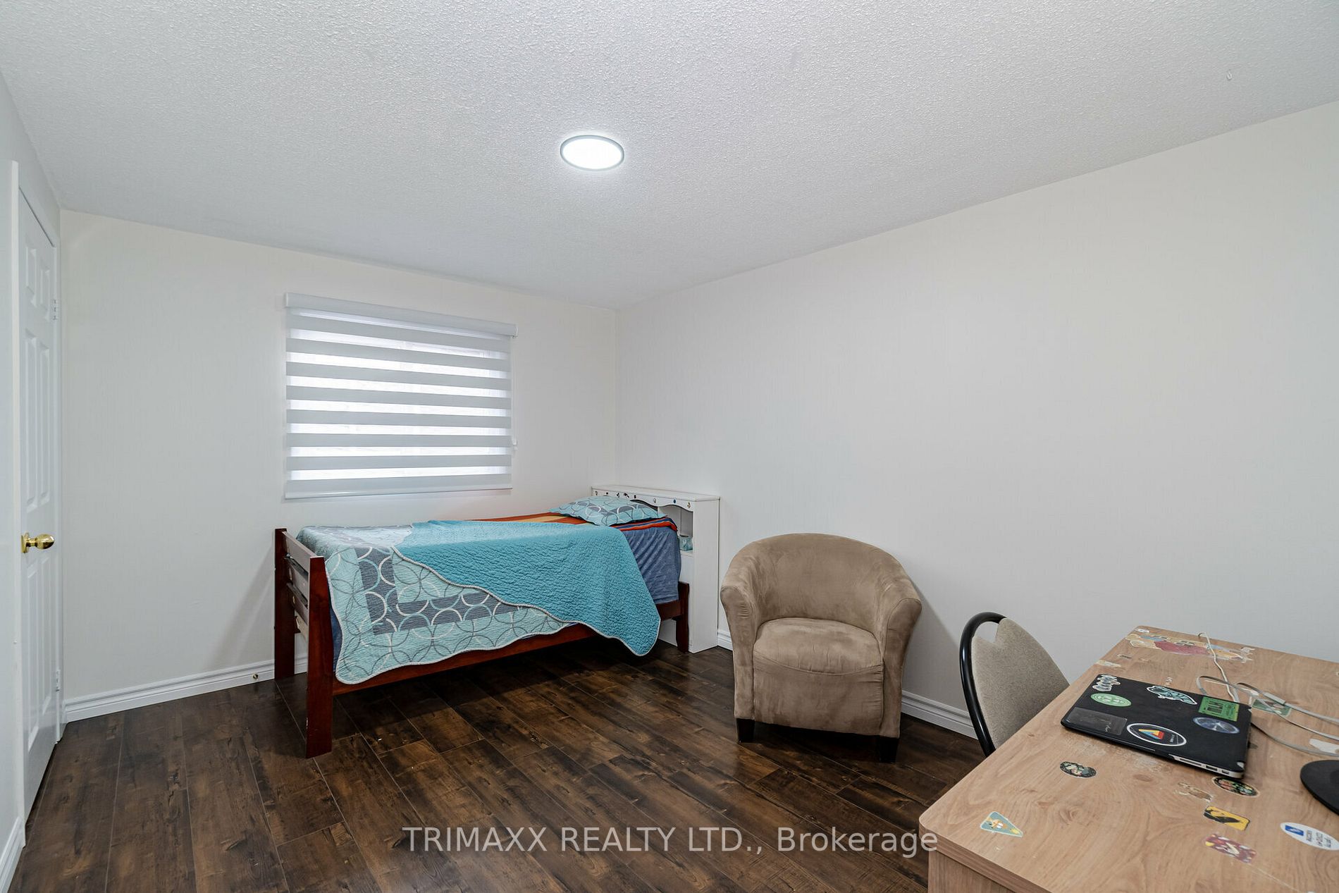 96 Banting Cres