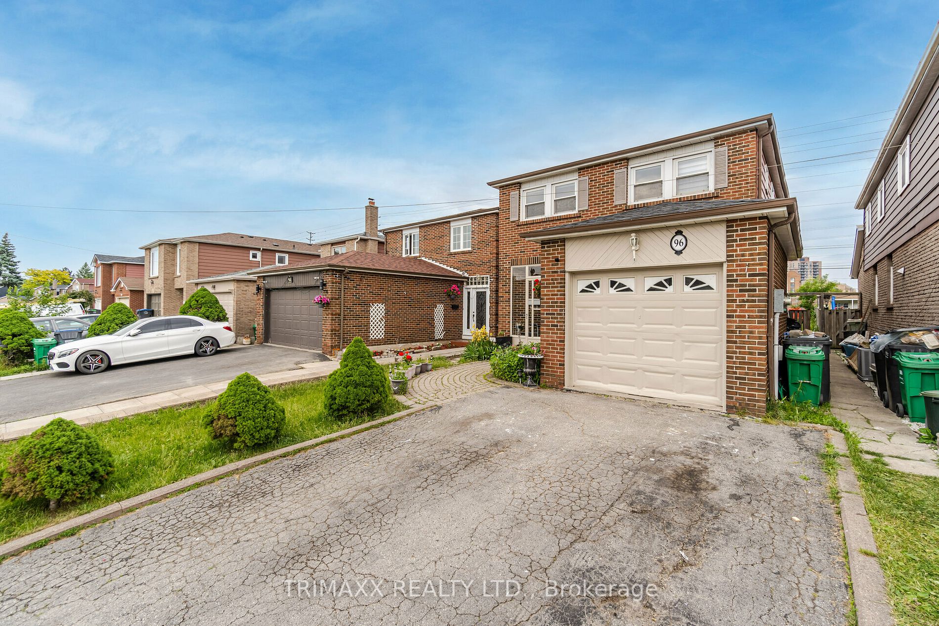96 Banting Cres