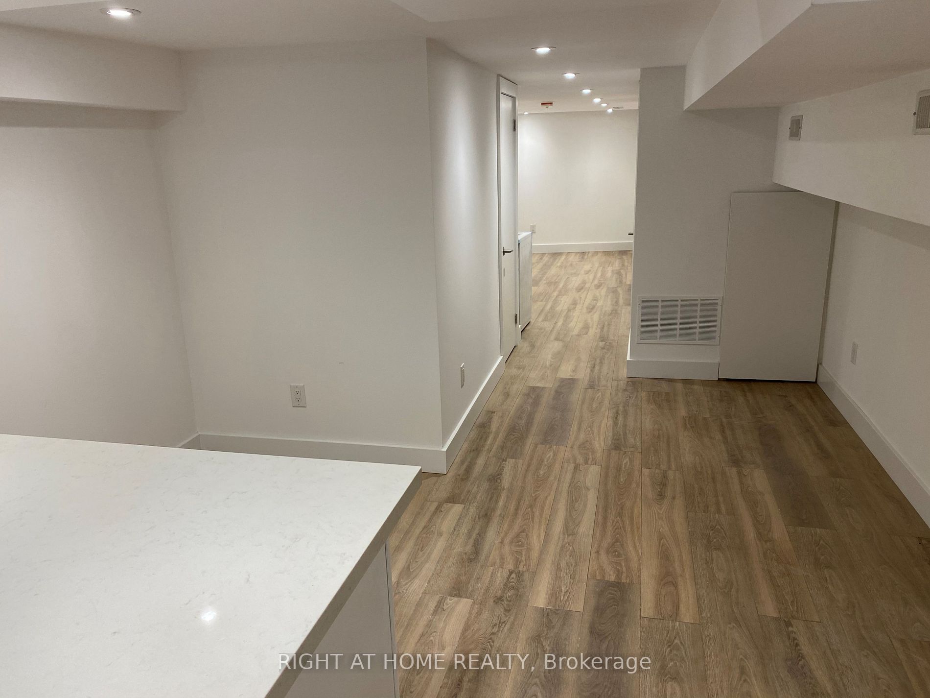 Listing W6184044 - Large Photo # 16