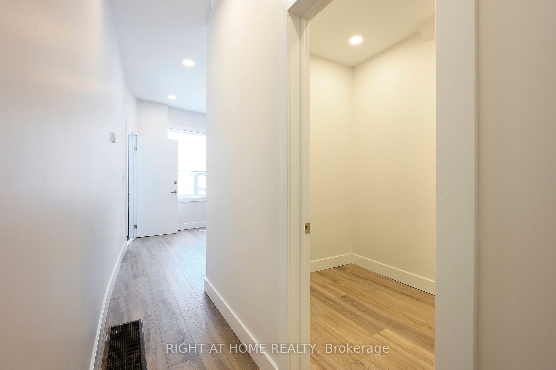 Listing W6184044 - Large Photo # 4