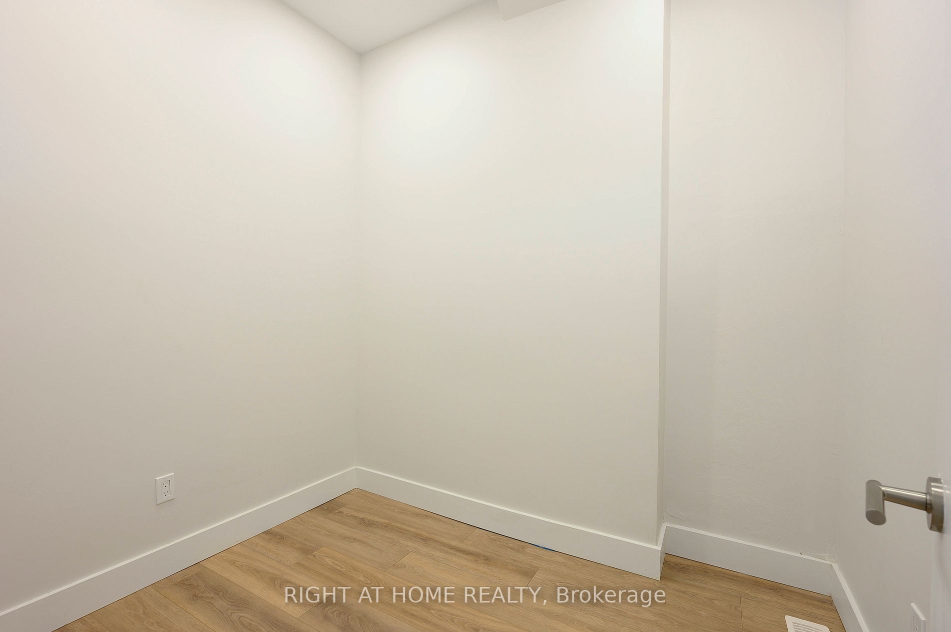 Listing W6184044 - Large Photo # 5