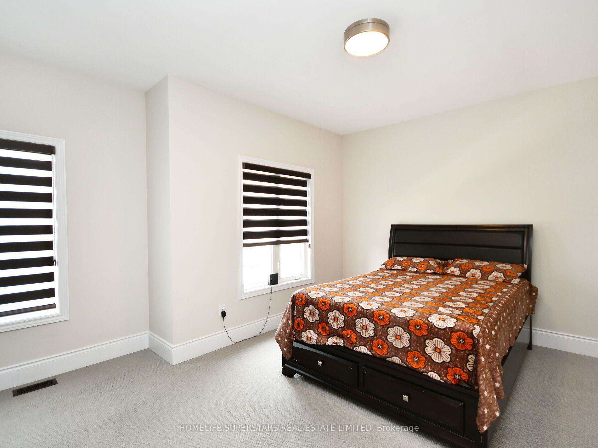 54 Arthur Griifin Cres E
