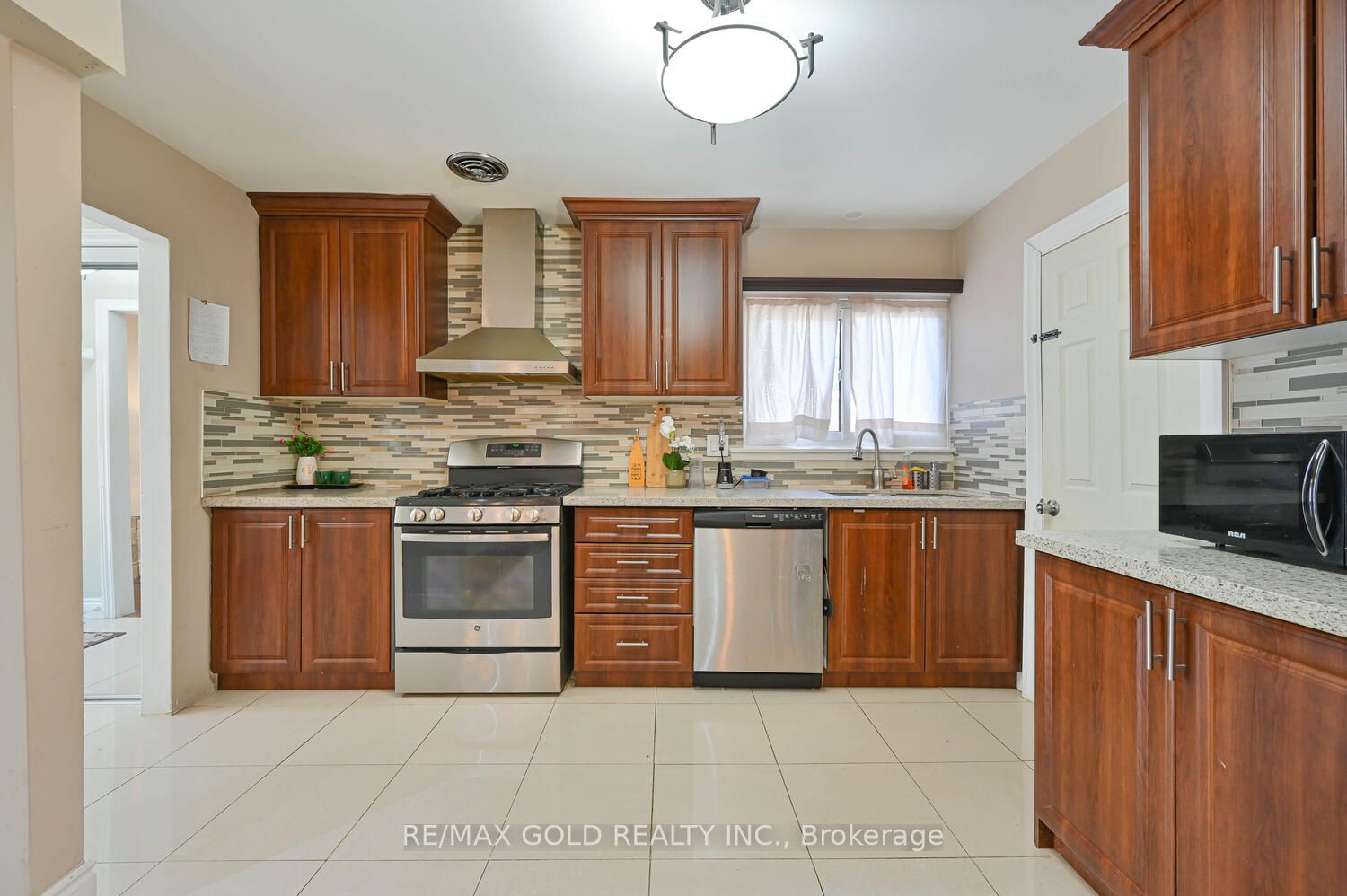 47 Glenora Cres