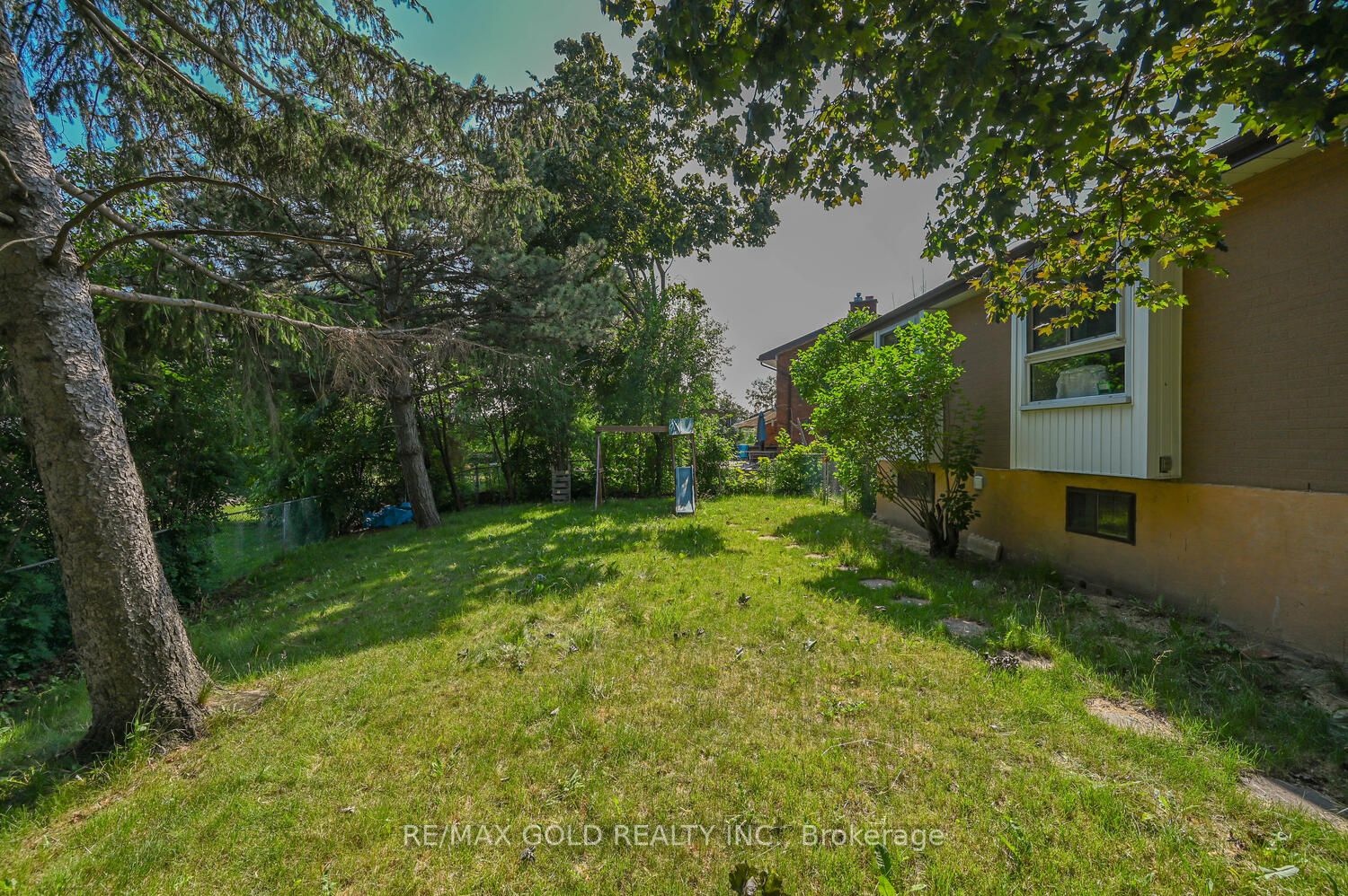 47 Glenora Cres
