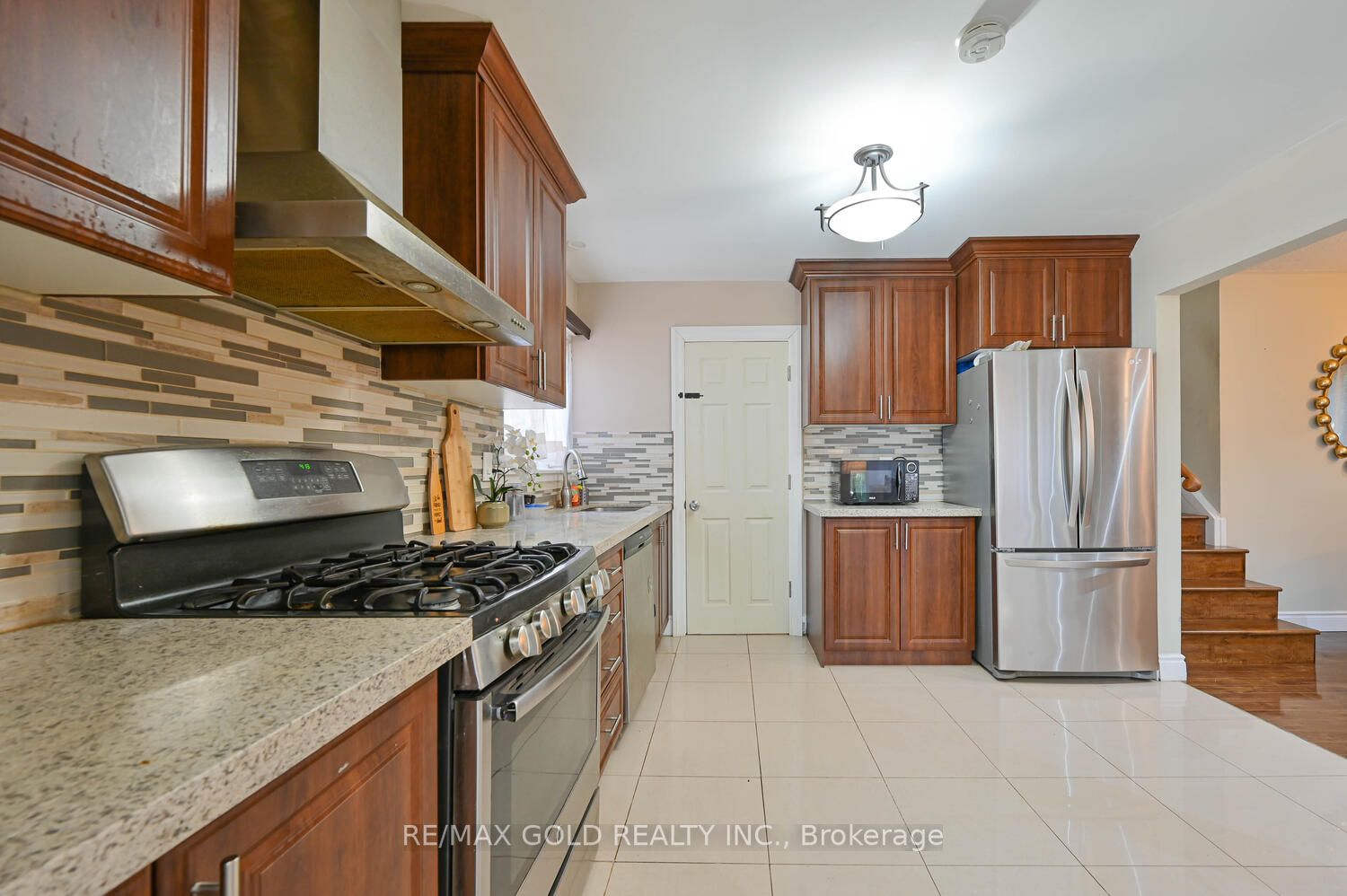 47 Glenora Cres