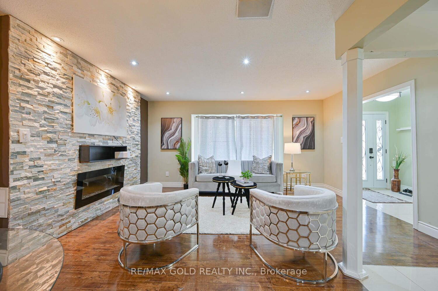 47 Glenora Cres