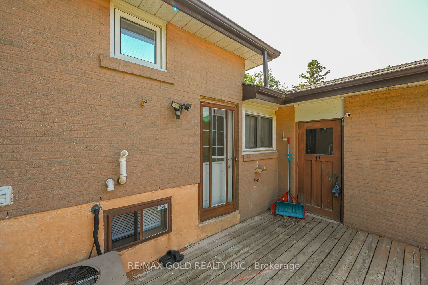 47 Glenora Cres