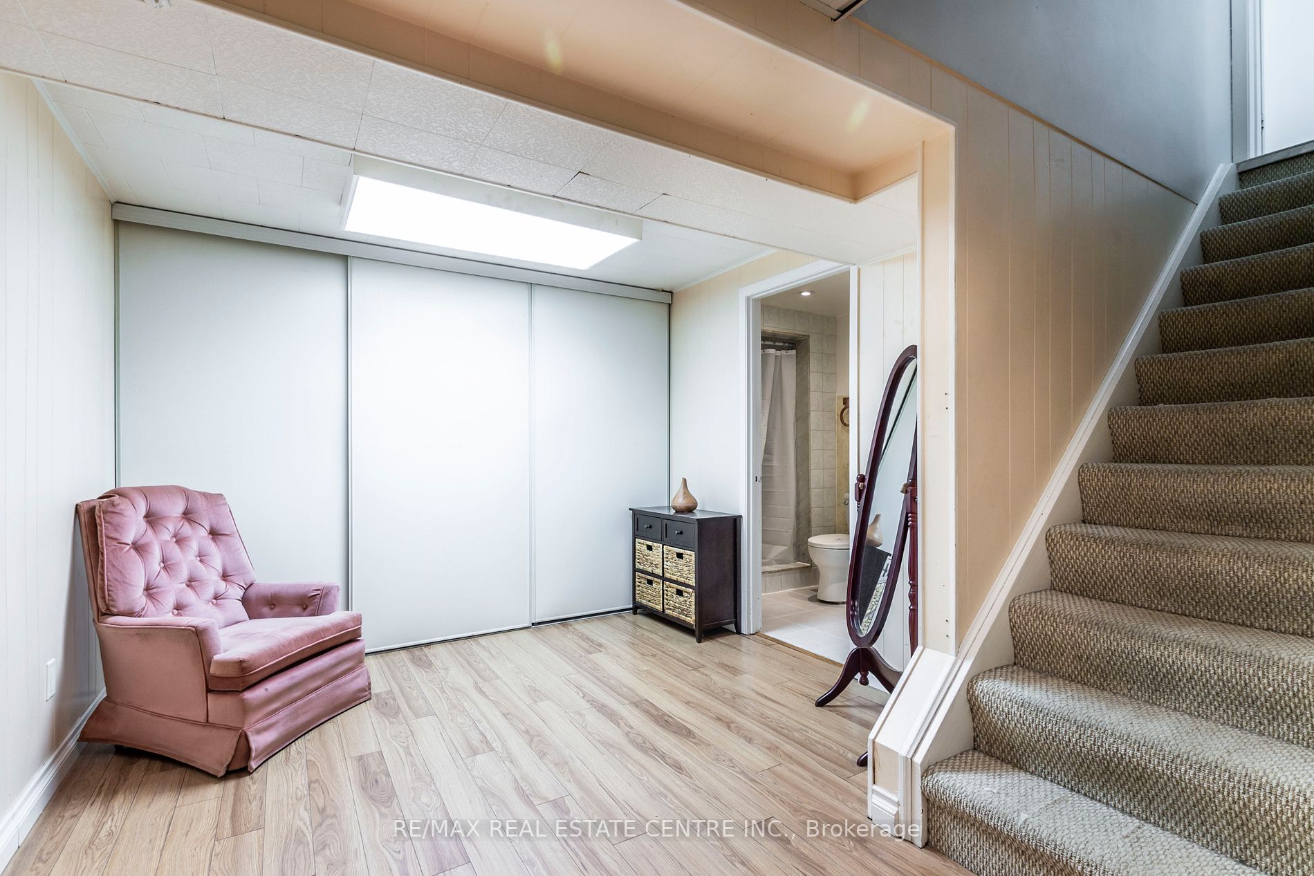 1174 Conyers Cres