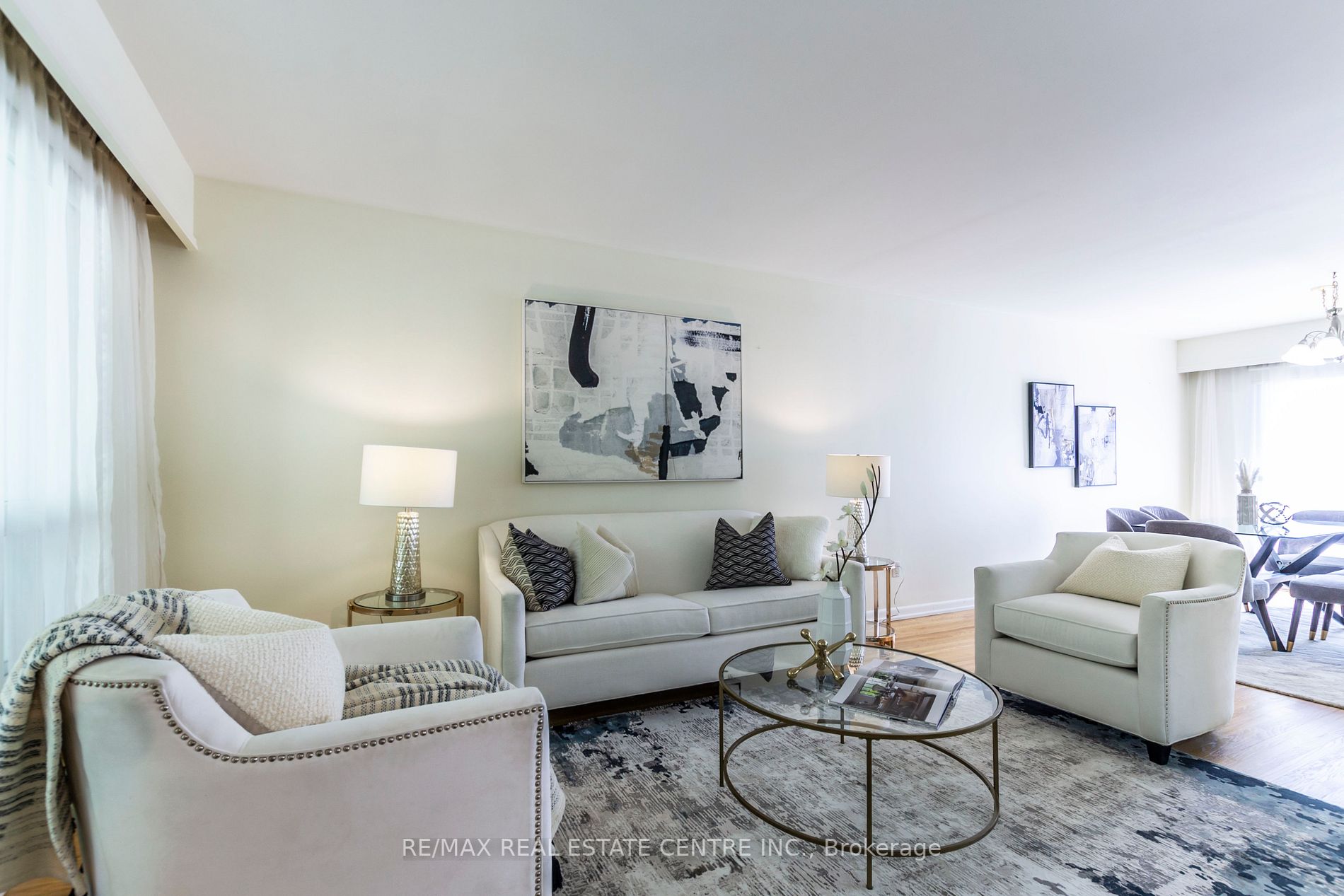 1174 Conyers Cres