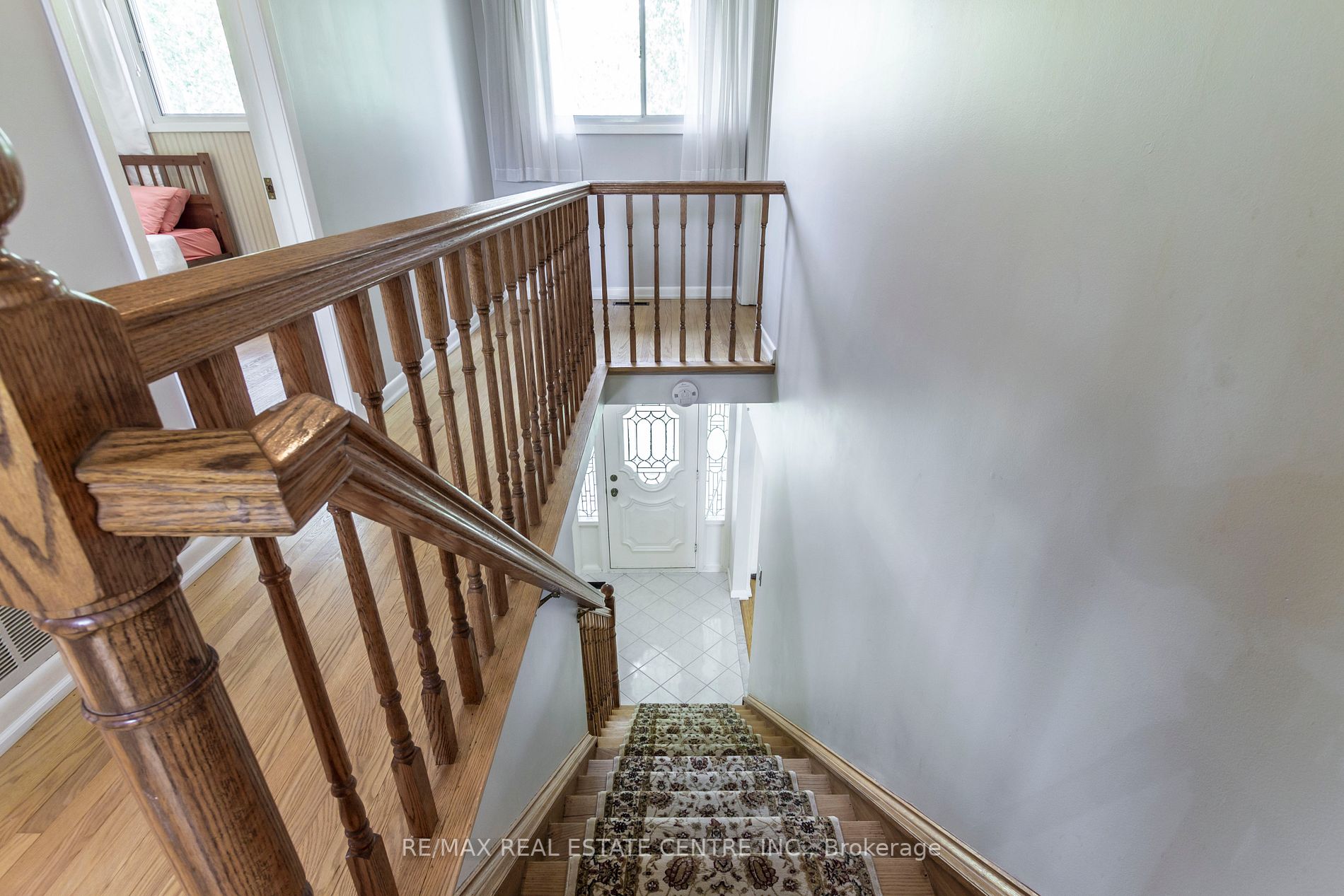 1174 Conyers Cres