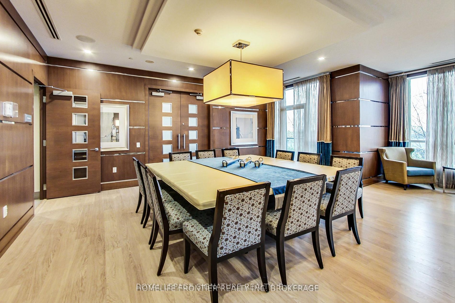 15 Viking Lane, #2710