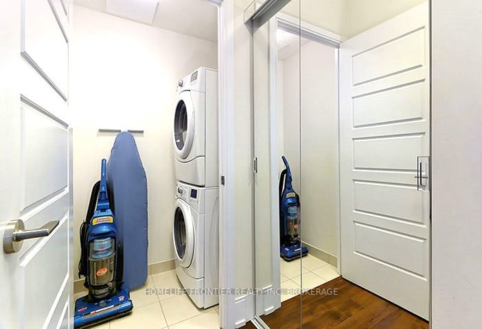 15 Viking Lane, #2710