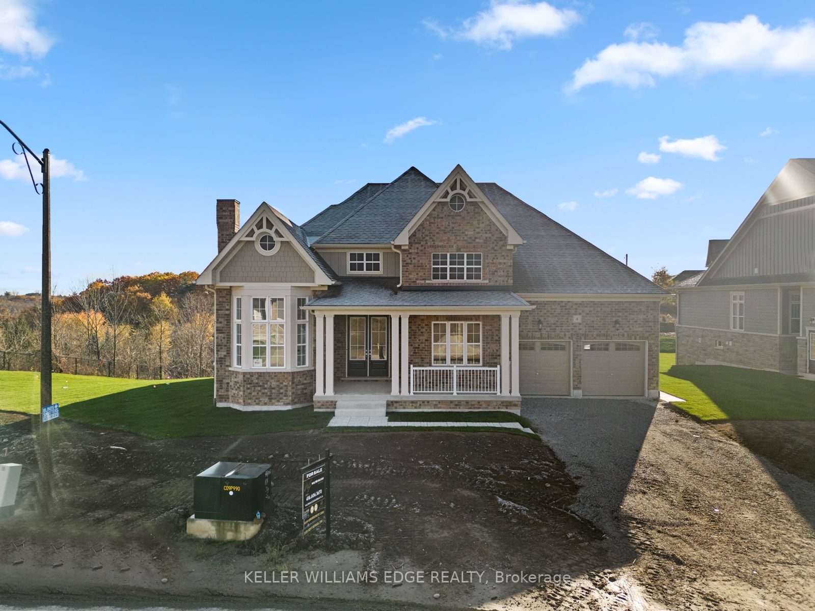 4 Jb Robson Crt