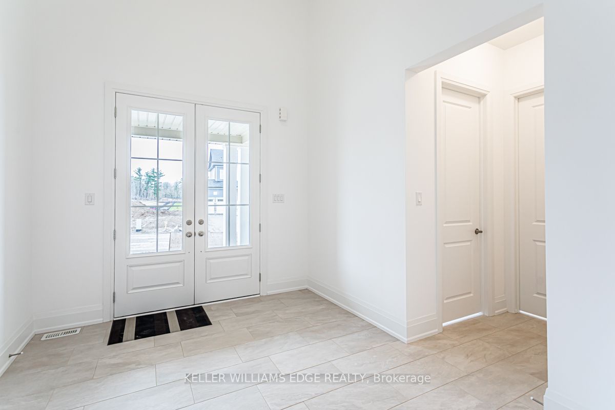 4 Jb Robson Crt