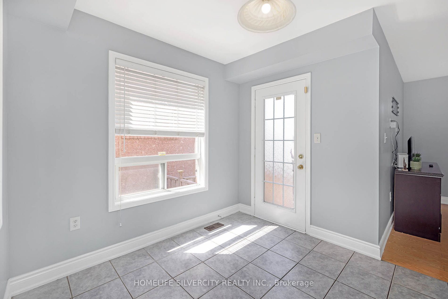 Listing W6186804 - Large Photo # 12
