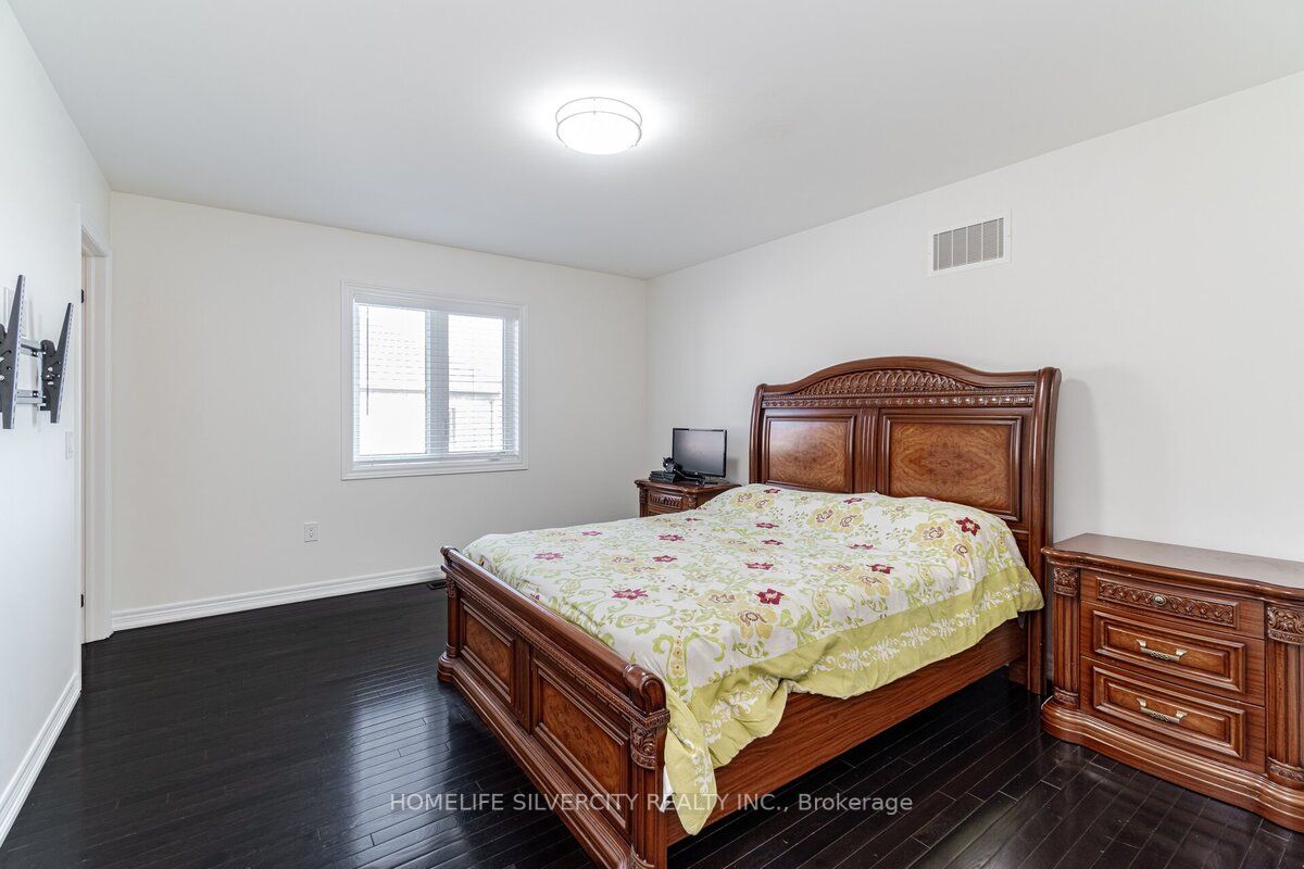 48 Leparc Rd