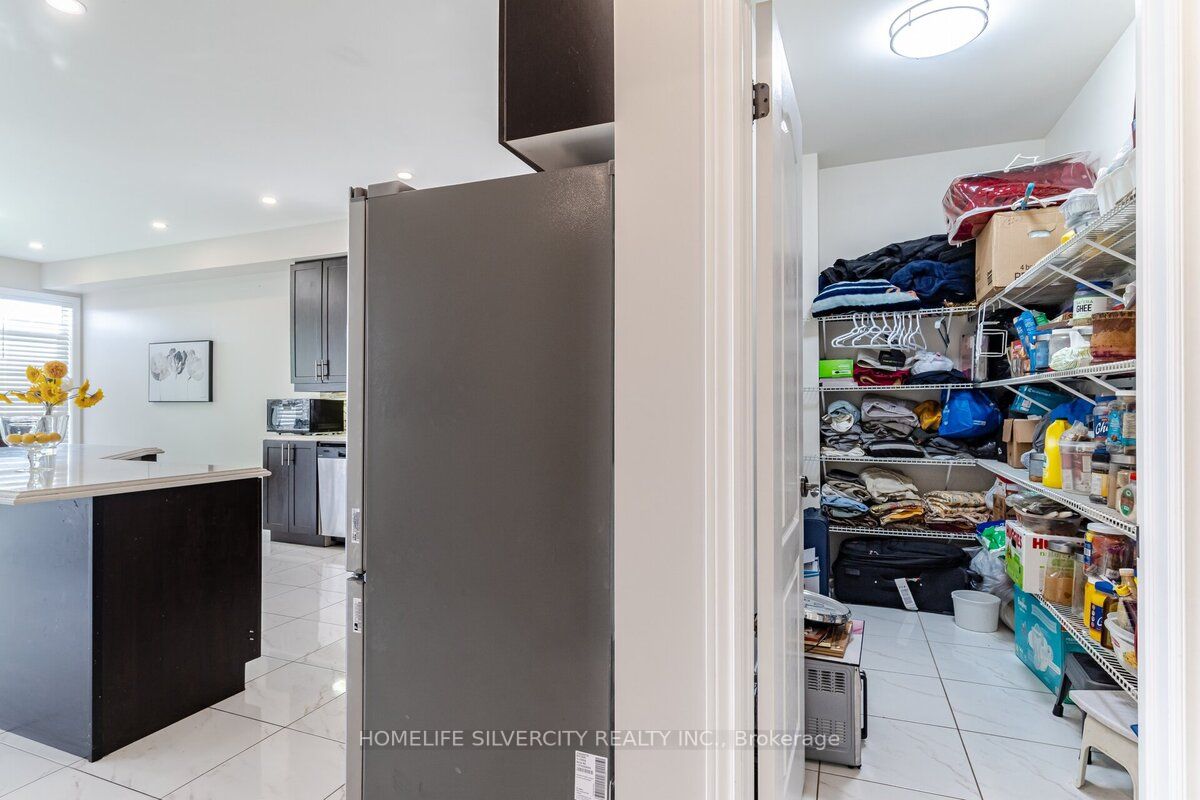 48 Leparc Rd