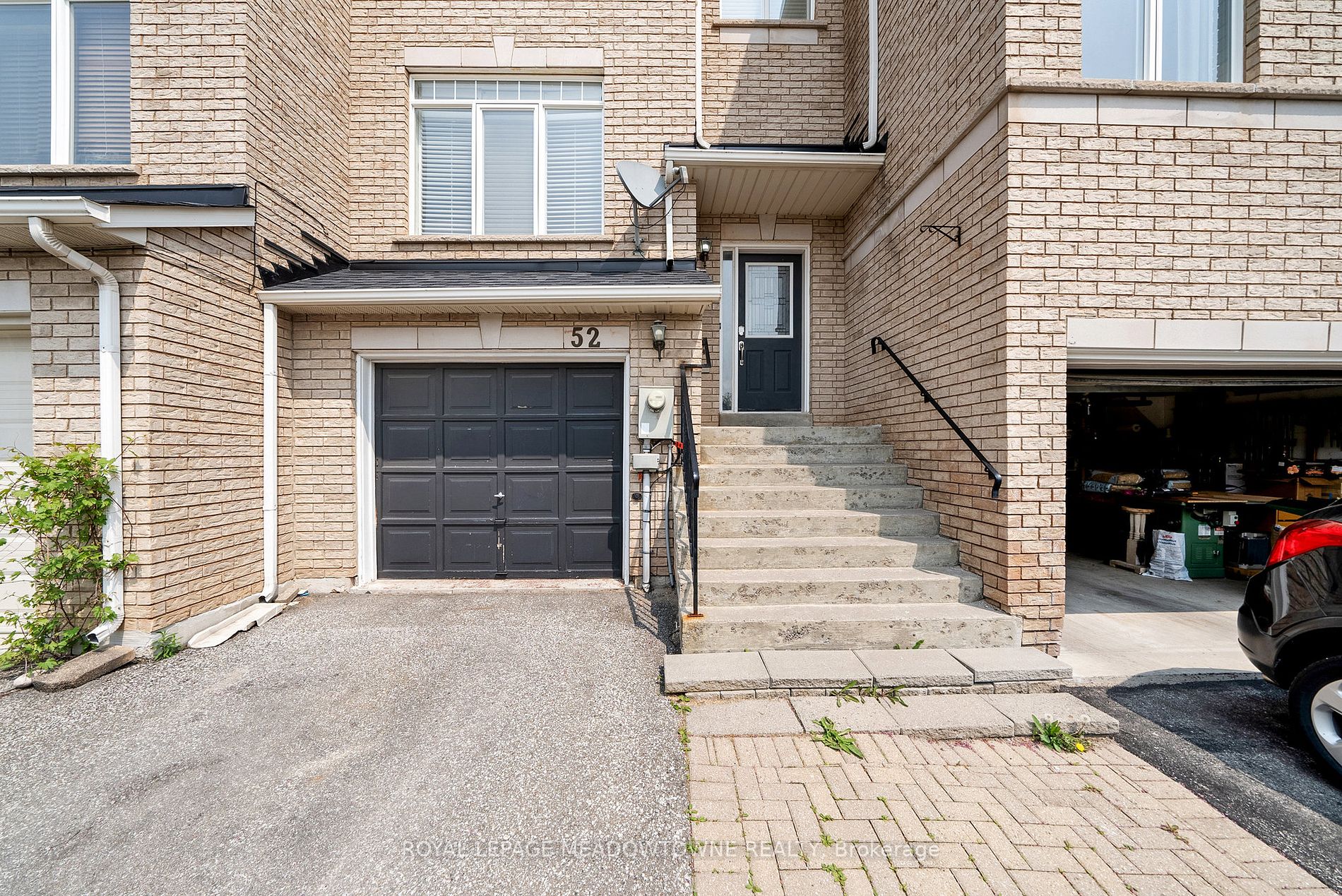 52 Atwood Ave