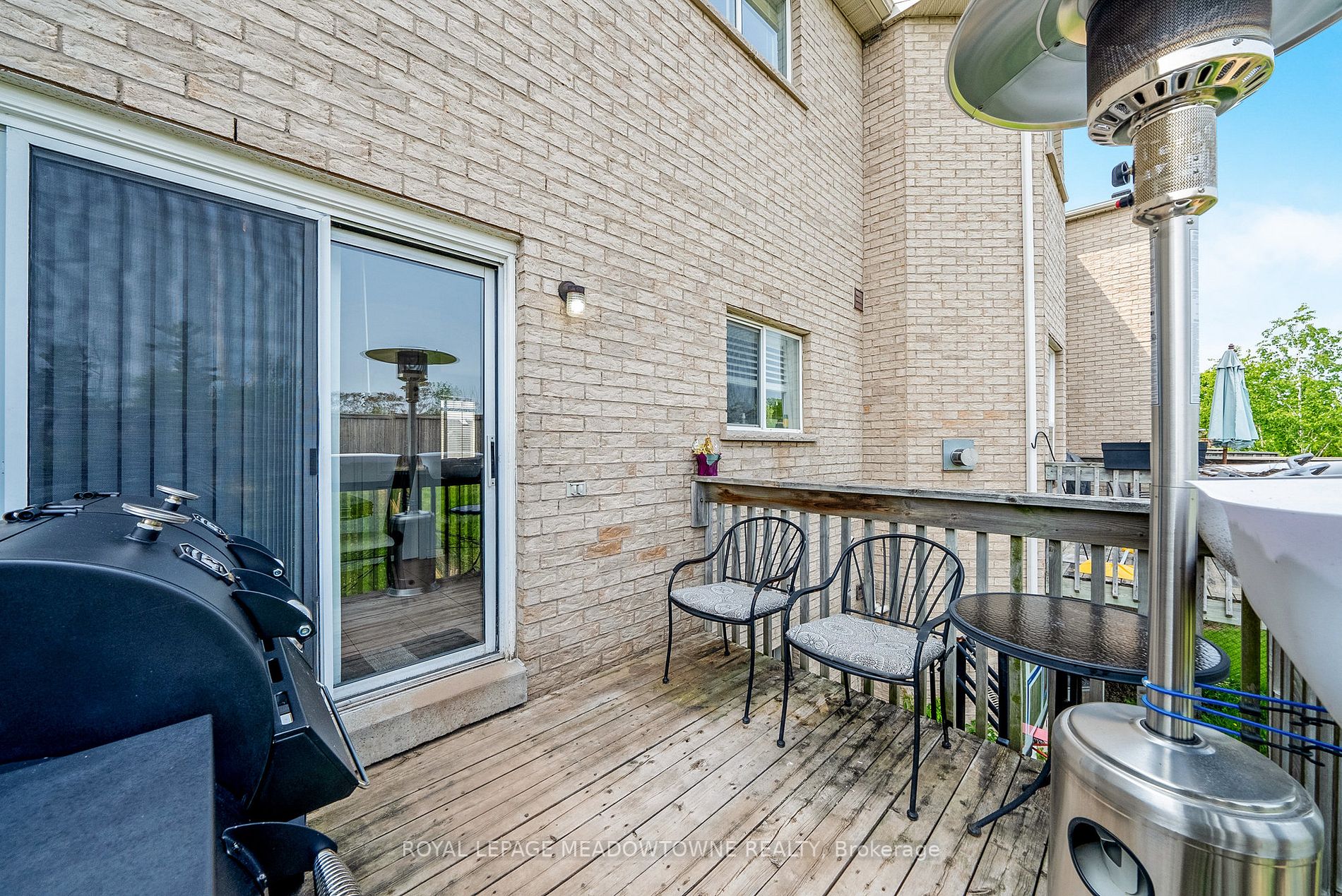 52 Atwood Ave