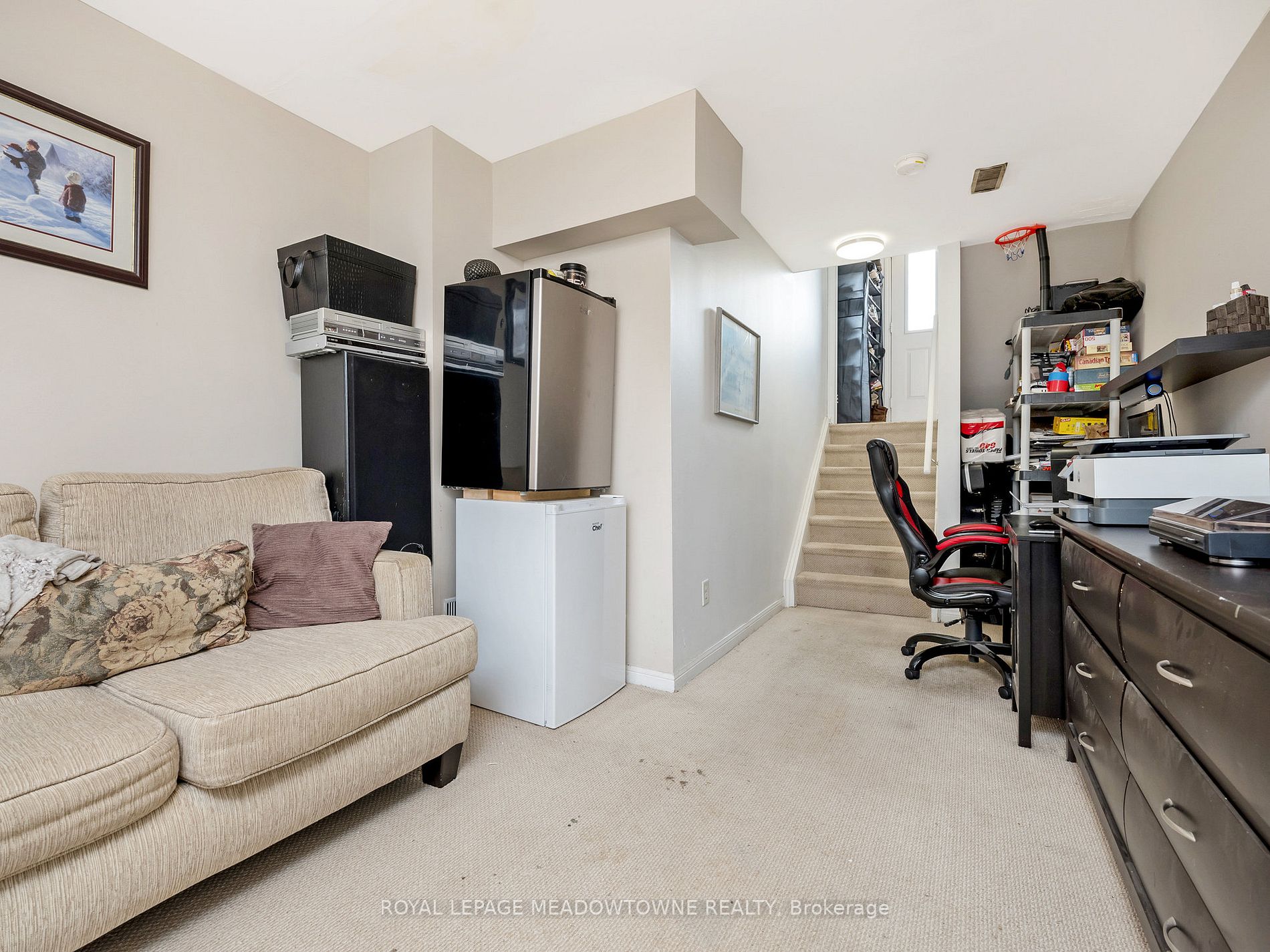 52 Atwood Ave