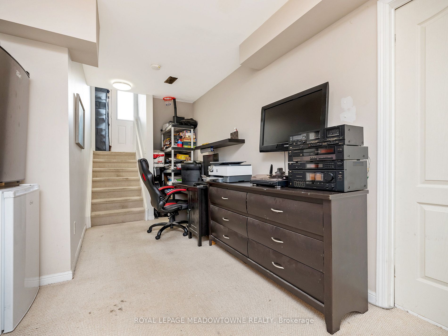 52 Atwood Ave