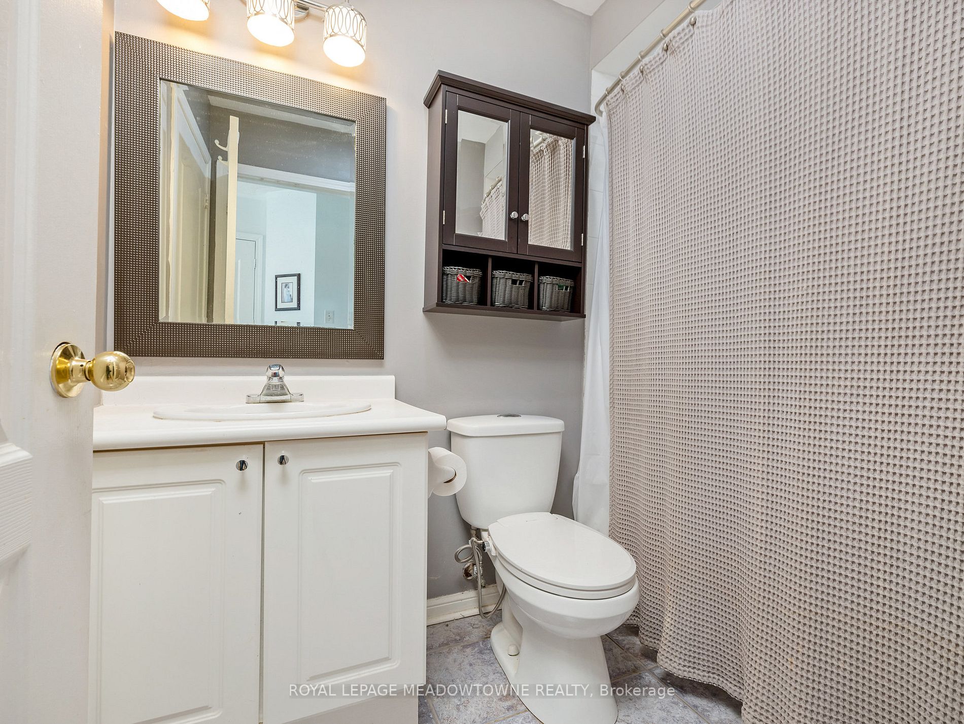 52 Atwood Ave