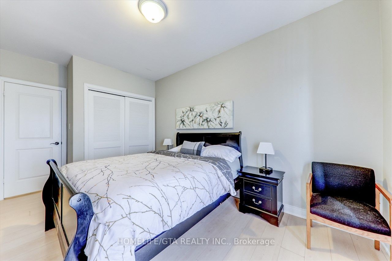 9033 Derry Rd, #15