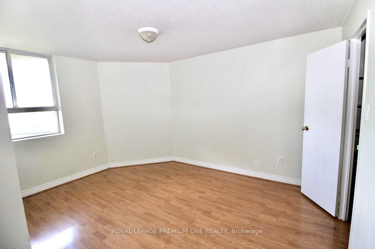 234 Albion Rd, #1411