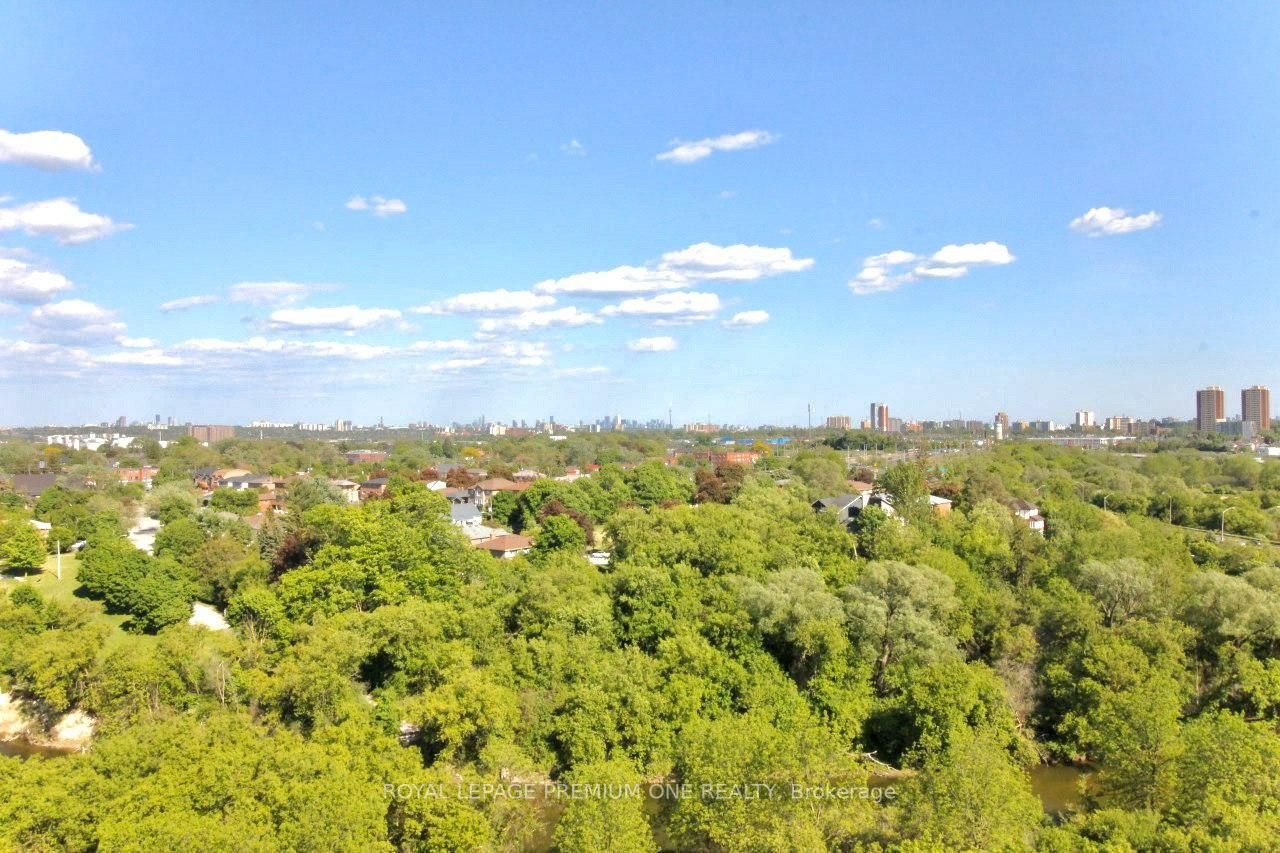 234 Albion Rd, #1411