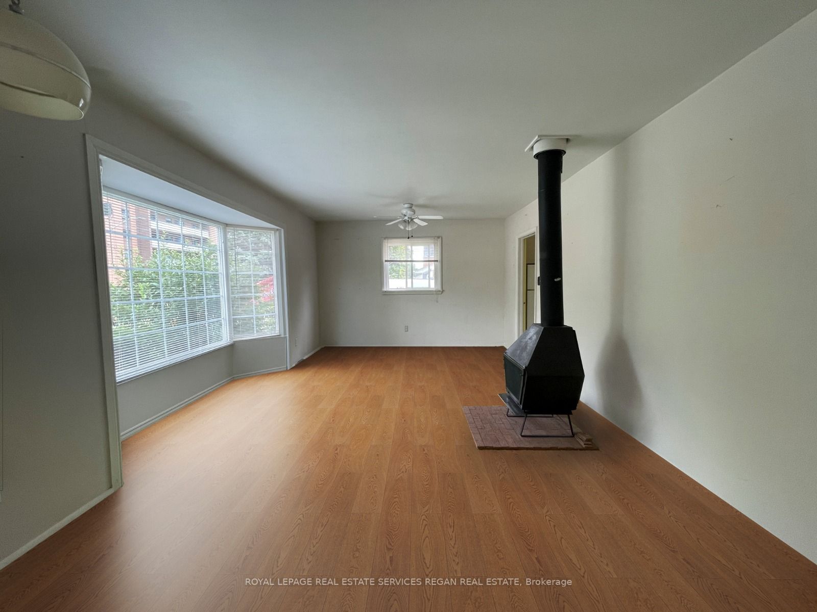 1032 Roosevelt Rd